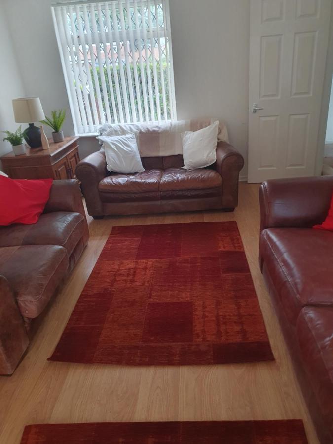 Quiet House 8 Mins From Nec/Airport Villa Marston Green Exterior foto